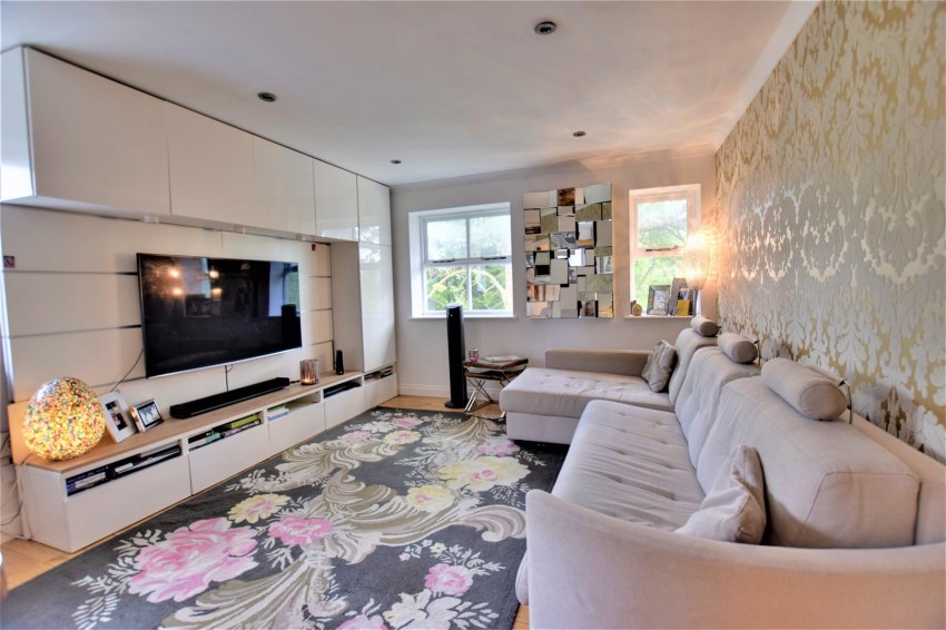 Images for Ladys Close, Watford