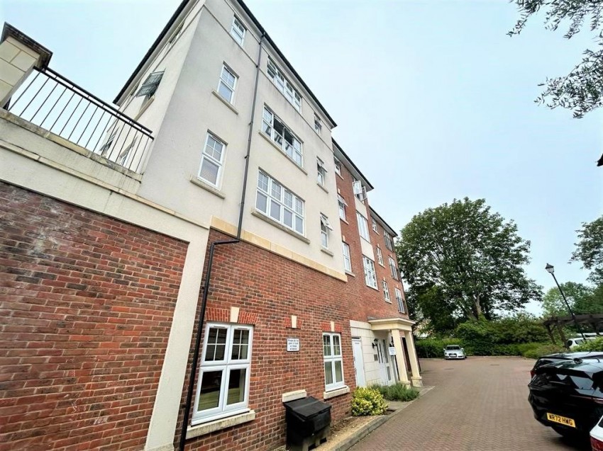 Images for Campbell Court, Colnhurst Road, Watford