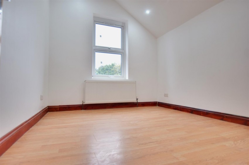 Images for Belgrave Avenue, Watford