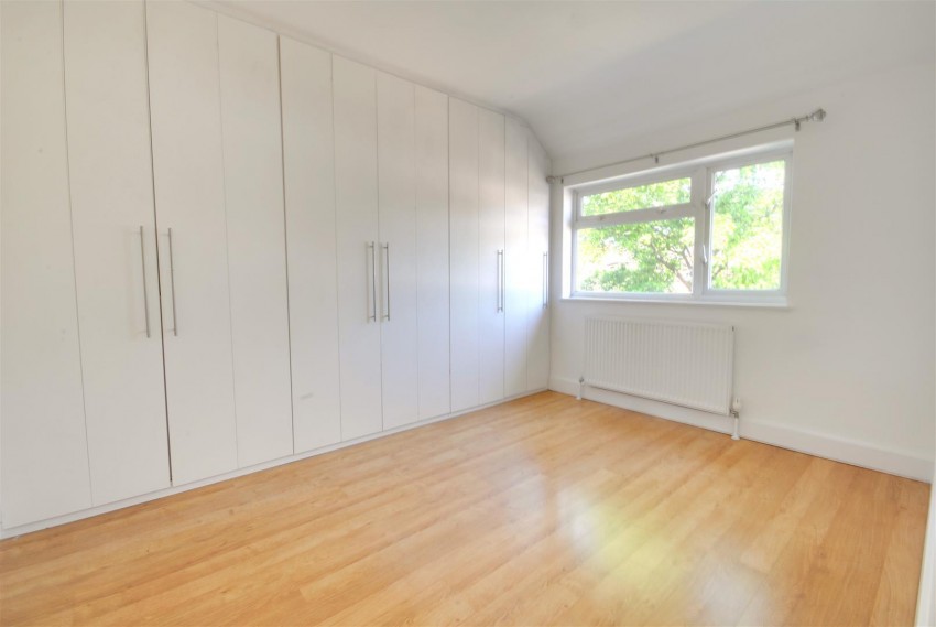 Images for EUSTON AVENUE