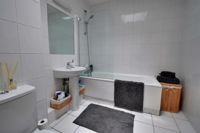 Images for CLOSE TO WATFORD HOSPITAL