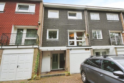 View Full Details for Margeholes, Watford