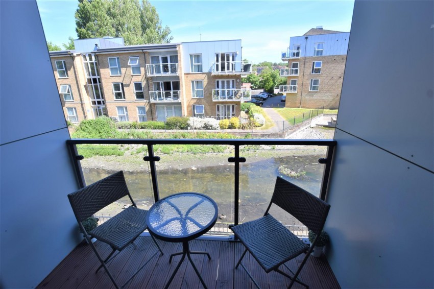 Images for The Embankment, Hemel Hempstead