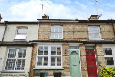 View Full Details for Shaftesbury Road, Watford