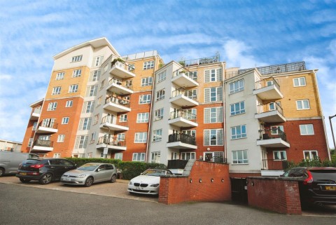 View Full Details for Rockwell Court - CHAIN FREE