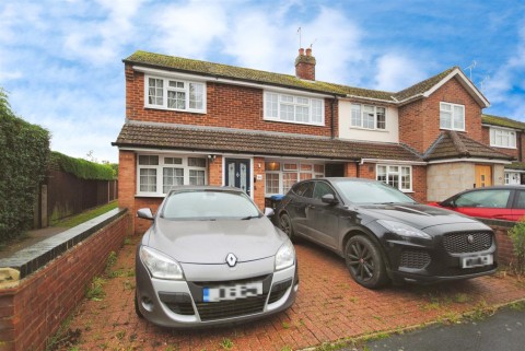 View Full Details for Curtis Road, Hemel Hempstead