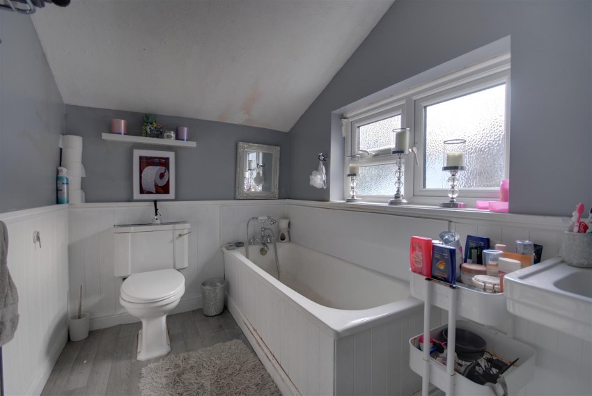 Images for VILLIERS ROAD, Oxhey Village REDUCED & CHAINFREE
