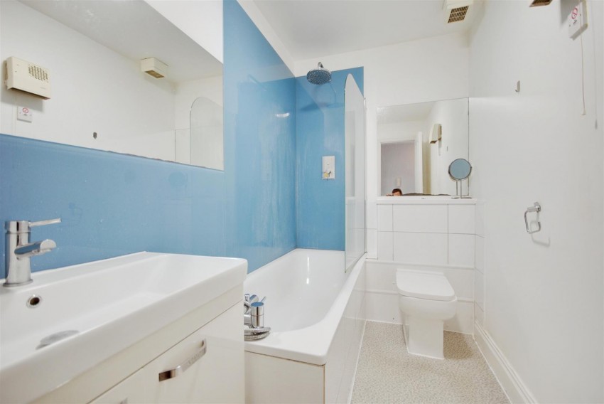 Images for Keele Close, Watford