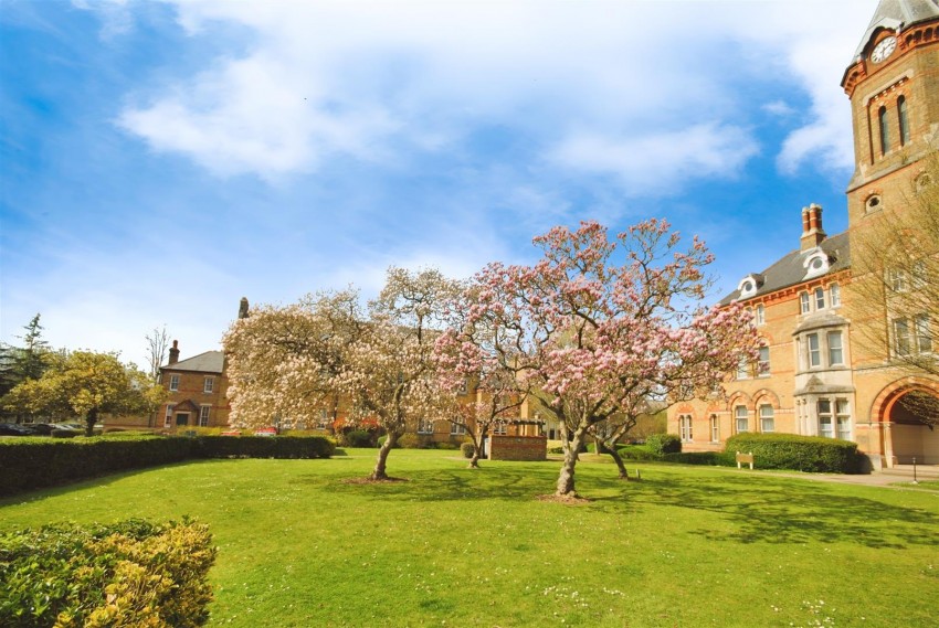 Images for Keele Close, Watford