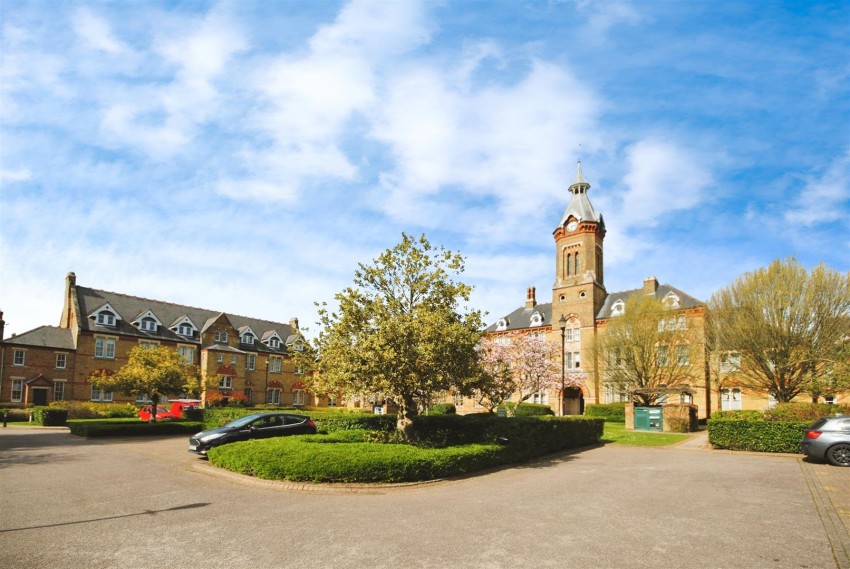 Images for Keele Close, Watford