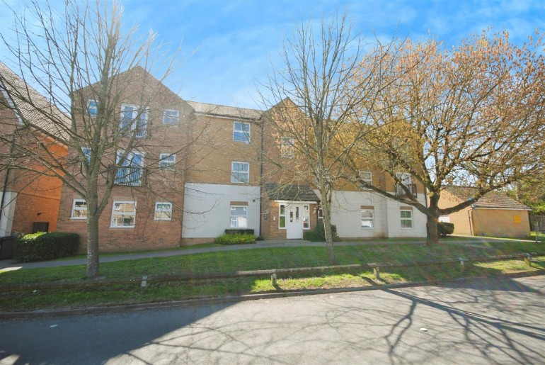 Harvest End, Garston, Watford