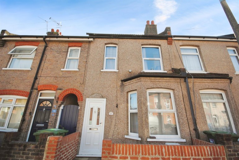 Holywell Road, Watford