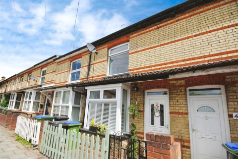 View Full Details for Aynho Street, West Watford
