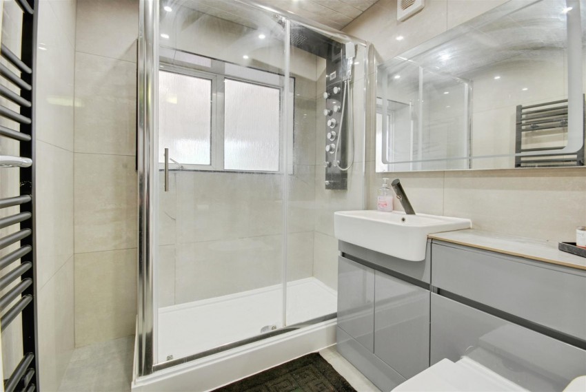 Images for Holywell Road, Watford