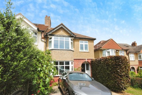 View Full Details for Warwick Way, Croxley Green, Rickmansworth