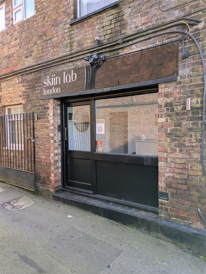 Images for High Street, Elstree, Borehamwood