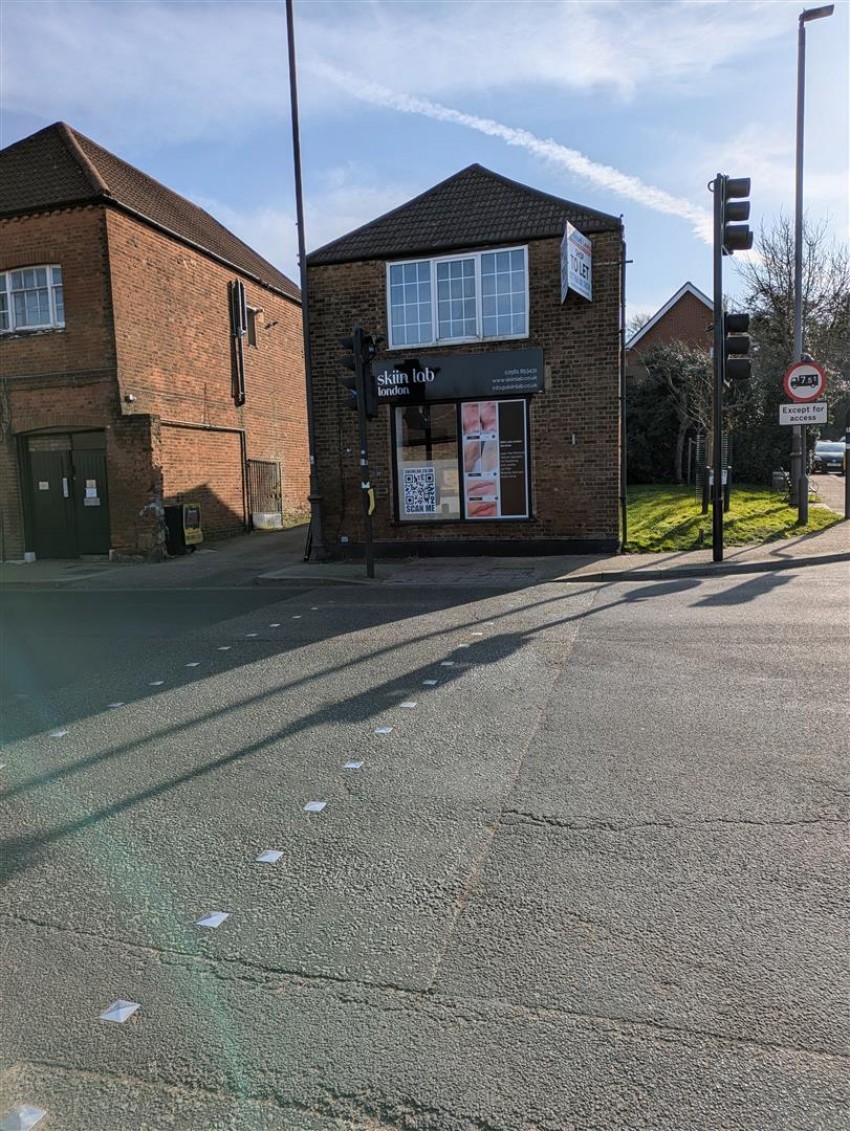 Images for High Street, Elstree, Borehamwood