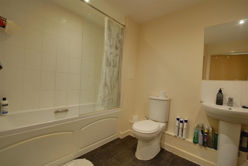 Images for WILMINGTON CLOSE, Central Watford