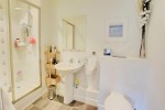 Images for APARTMENT OVERLOOKING GRAND UNION CANAL