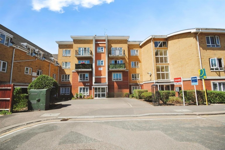 The Gateway, Watford