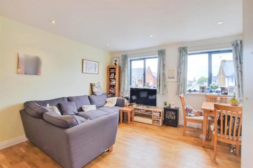 Images for Court View, Watford