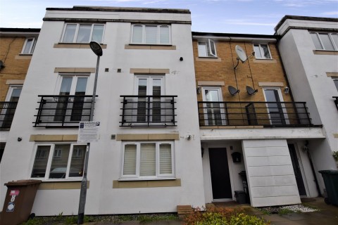 View Full Details for Grand Union Way, Kings Langley