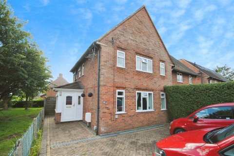 View Full Details for The Queens Drive, Mill End