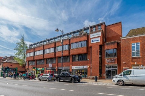 View Full Details for London Road, Twickenham