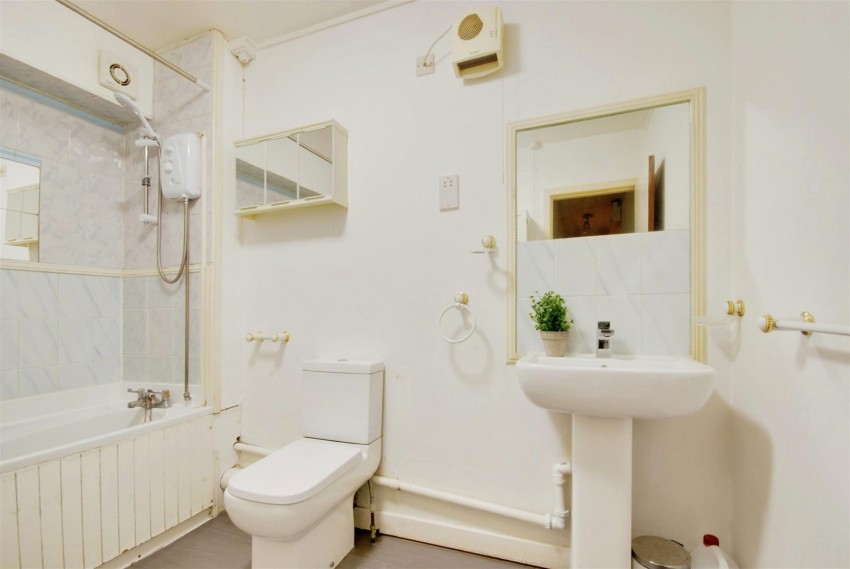 Images for ROOF GARDENS, Central Watford