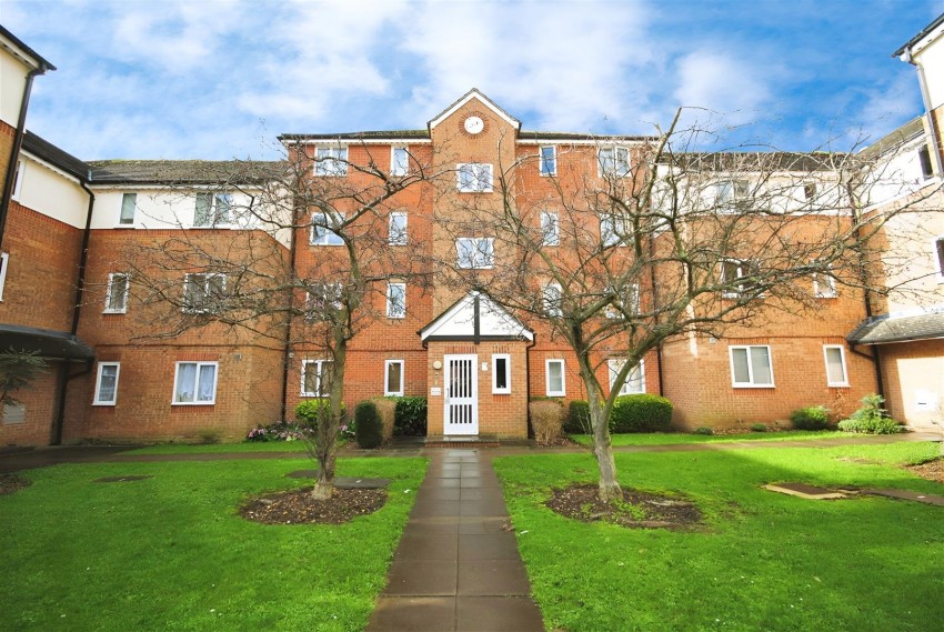 Images for West Watford, Close to Hospital