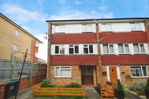 View Full Details for HIGHLANDS, Oxhey