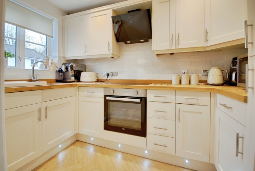 Images for GISBURNE WAY, Watford