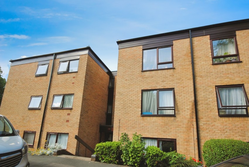 Images for Grandfield Avenue, Nascot Wood, Watford