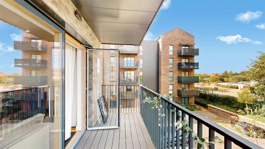 Images for RIVERWELL CLOSE, Watford