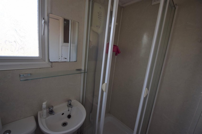 Images for CENTRAL WATFORD WD18 0QB