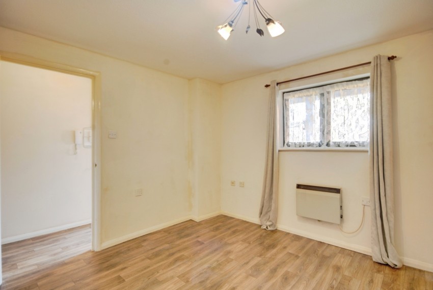 Images for The Grange, Abbots Langley