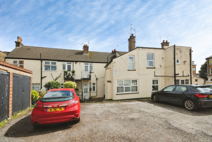 Images for QUEENS COURT, Watford