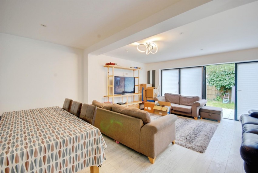 Images for Duncan Way, Bushey