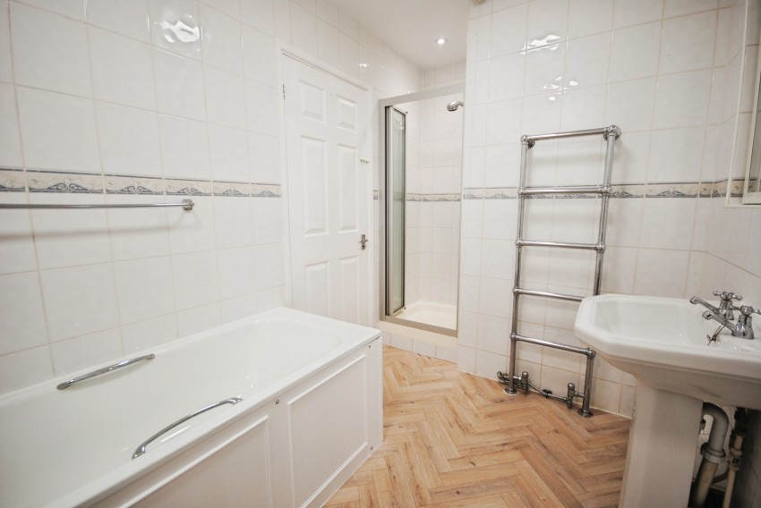 Images for Mayflower Road, Park Street, St. Albans