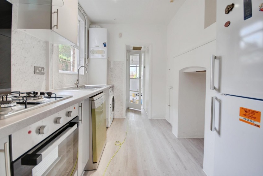 Images for WHIPPENDELL ROAD
