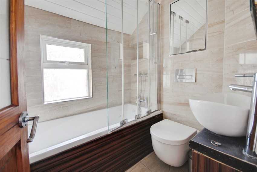 Images for WHIPPENDELL ROAD