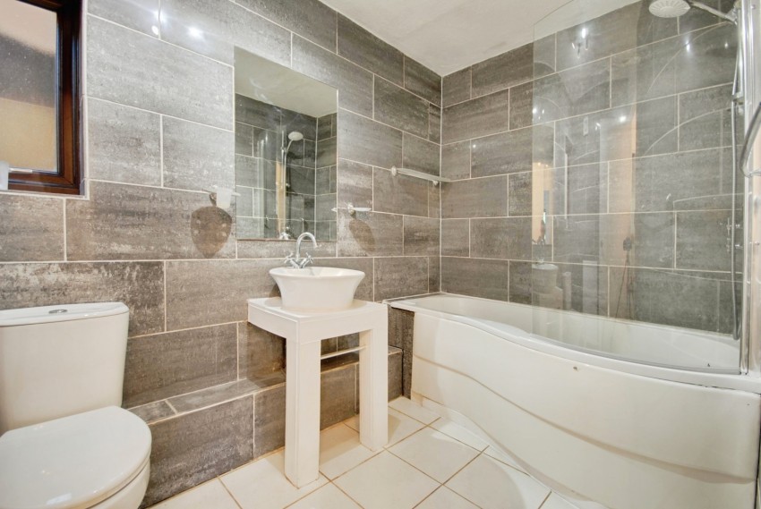 Images for Grandfield Avenue, Nascot Wood, Watford