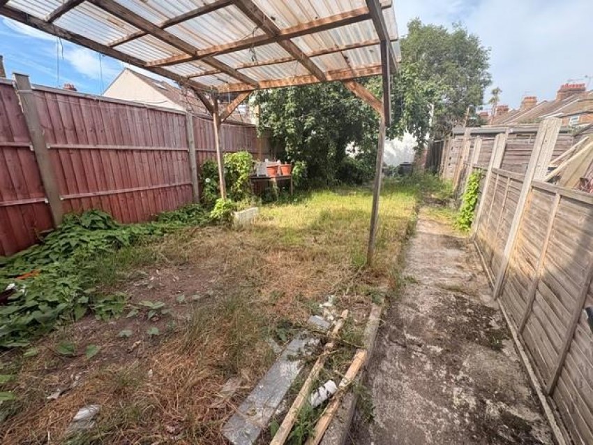 Images for Harwoods Road, Watford