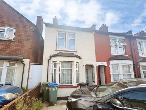 View Full Details for Whippendell Road, Watford
