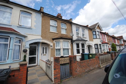 View Full Details for Belgrave Avenue, Watford